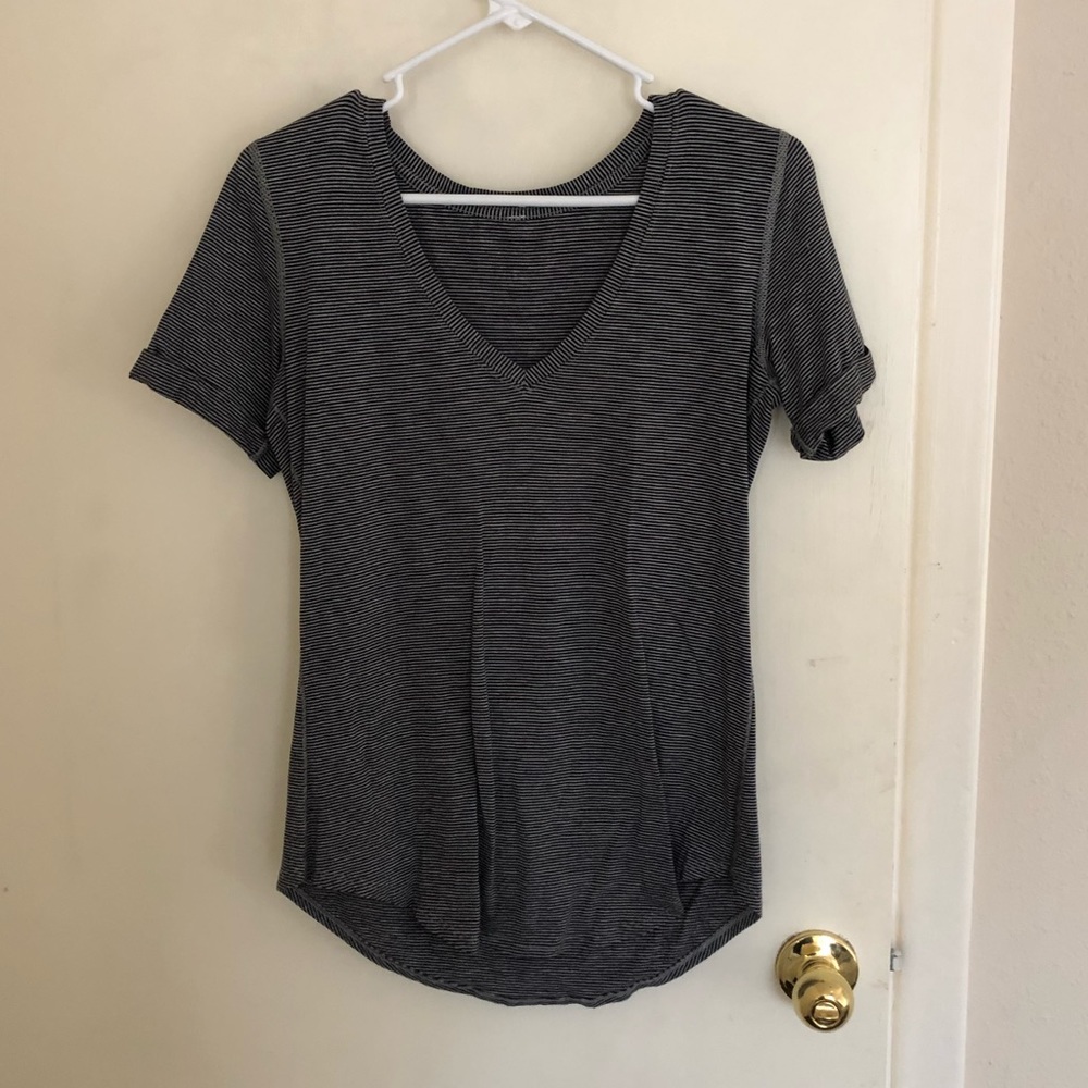 Lululemon Short sleeve shirt